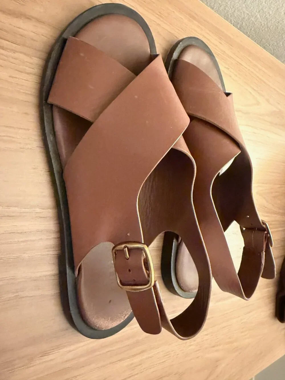 Everlane City Crossover Sandal Size 7 Rum Brown - Picture 2 of 3